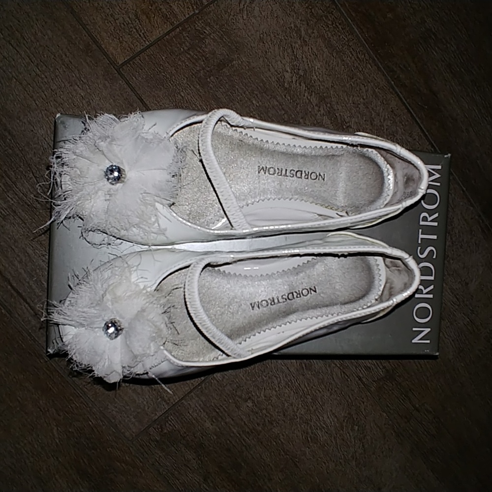 Nordstrom girls dress shoes